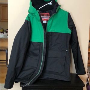 BURTON SNOWBOARD JACKET MENS small. Worn twice!!